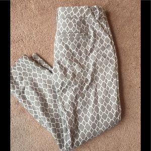 Patterned Ankle/Crop Pants